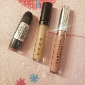 Anatasia Beverly Hills, Bare Minerals nude lippies